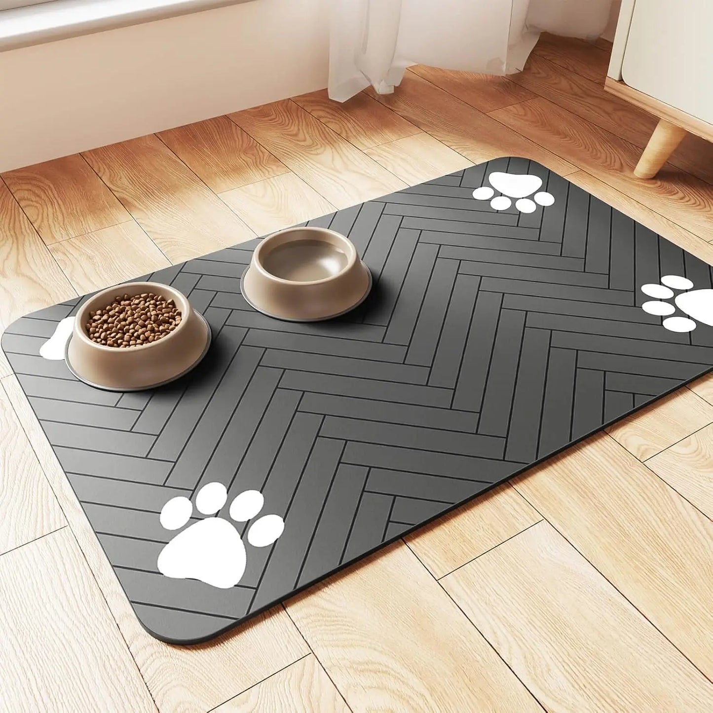 CleanPaws™ Waterproof Feeding Mat – Non-Slip Placemat for Dogs & Cats