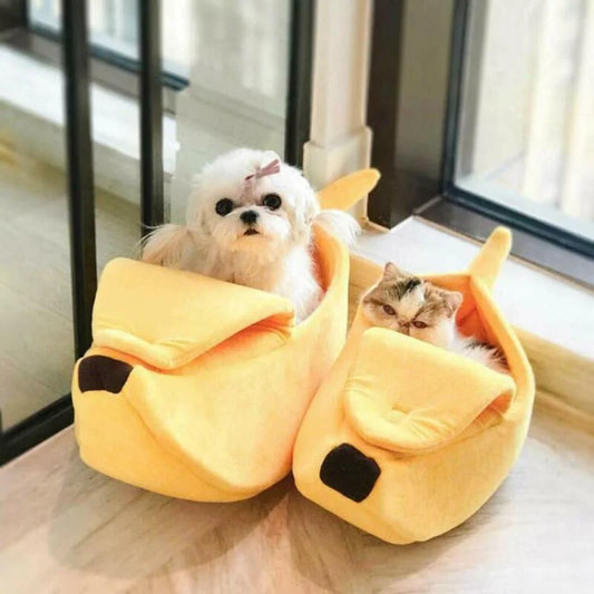 NanaNap™ Banana Cat Bed – Soft & Silly Hideaway for Cats & Small Pets
