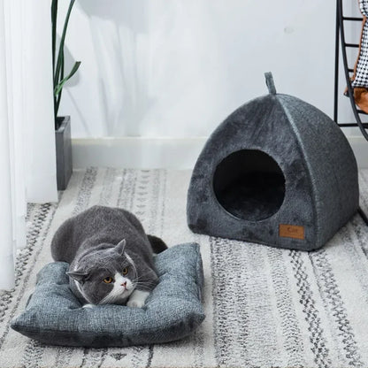 SnugPeak™ Triangle Cat Tent
