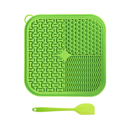 CalmiChew™ Licking Mat – Suction-Backed Slow Feeder for Dogs & Cats